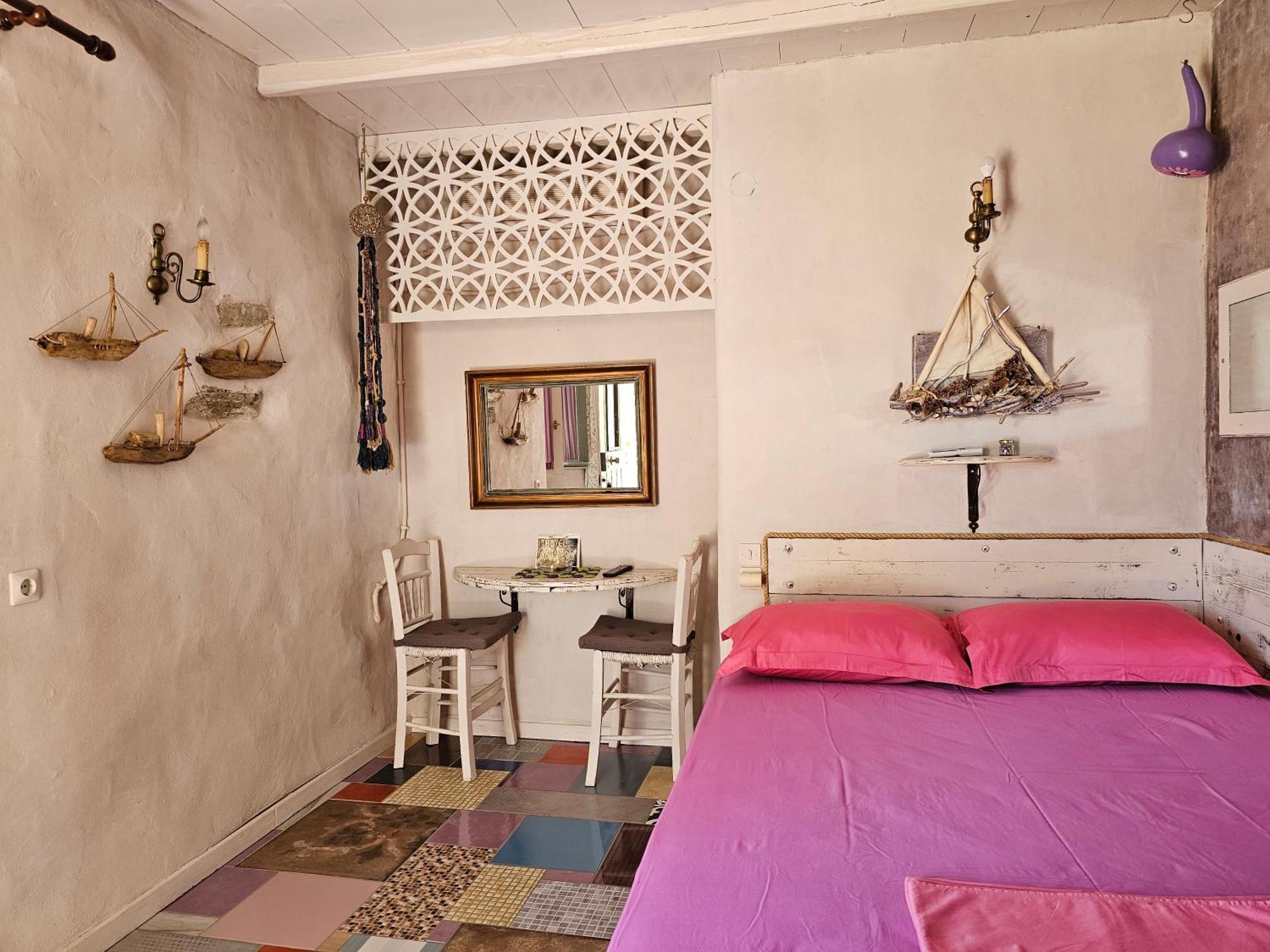 Anthippi (Adults Only) Aparthotel Parikia  Ngoại thất bức ảnh